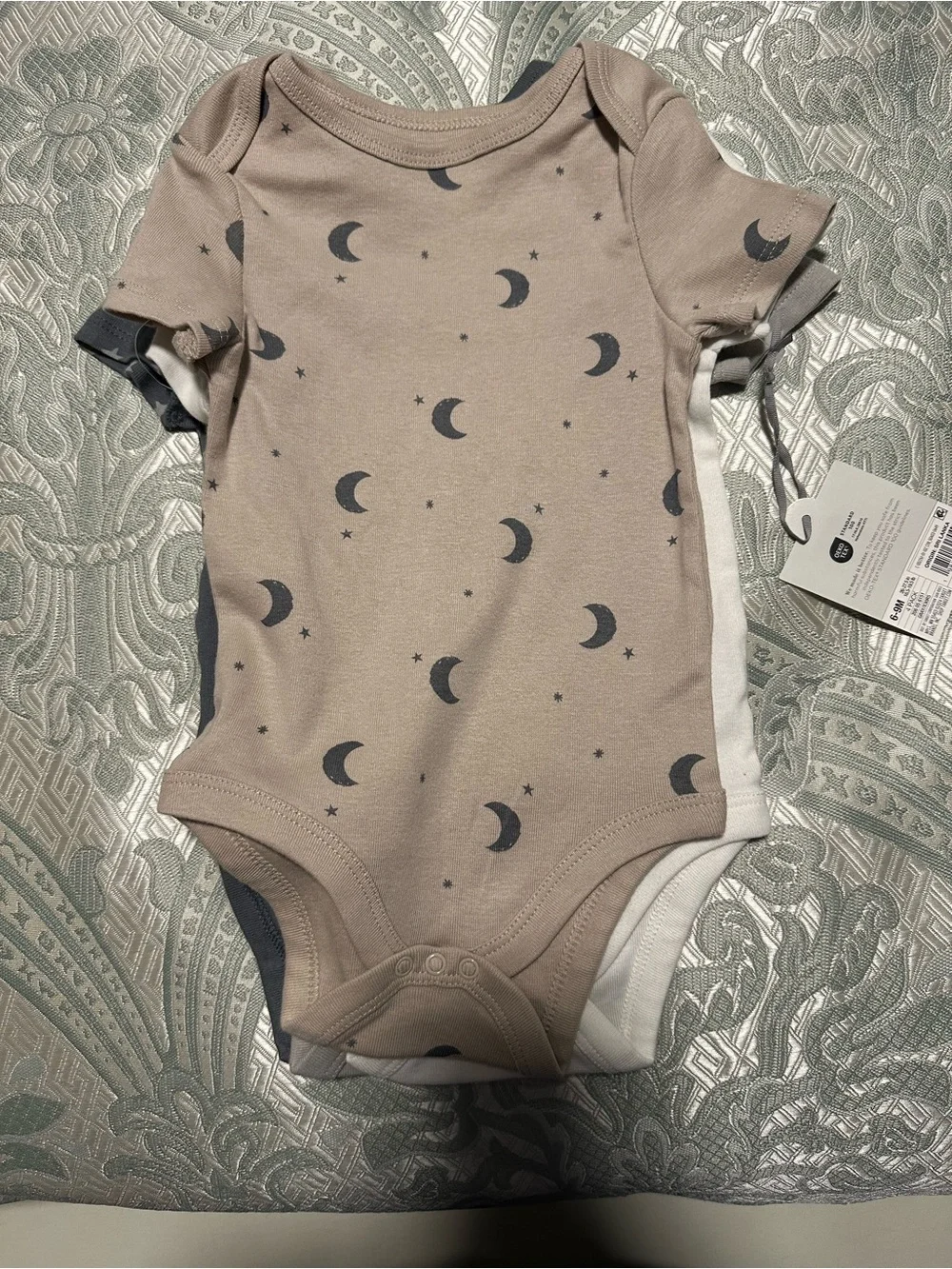 Cloud Island 4-Pack Gender Neutral Baby Onesies NWT